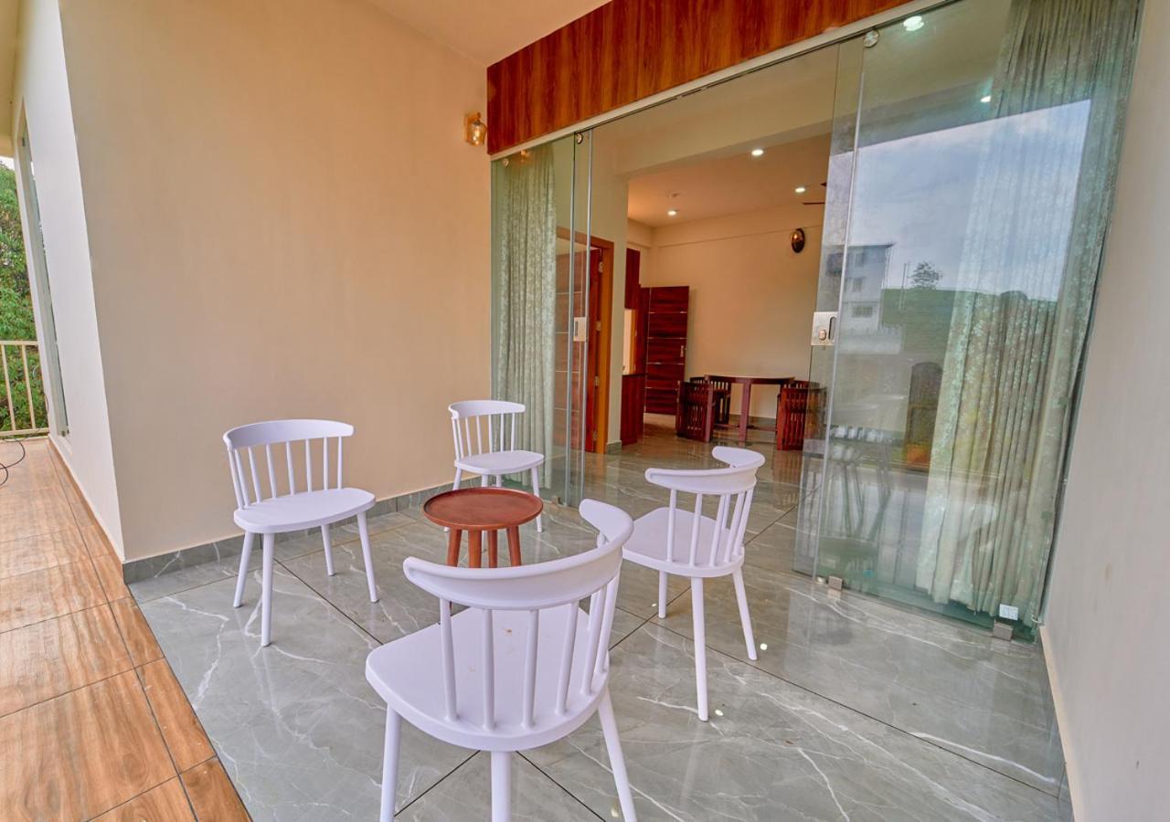 Glen Castle Vagamon Pool Resort By Voye Homes 외부 사진