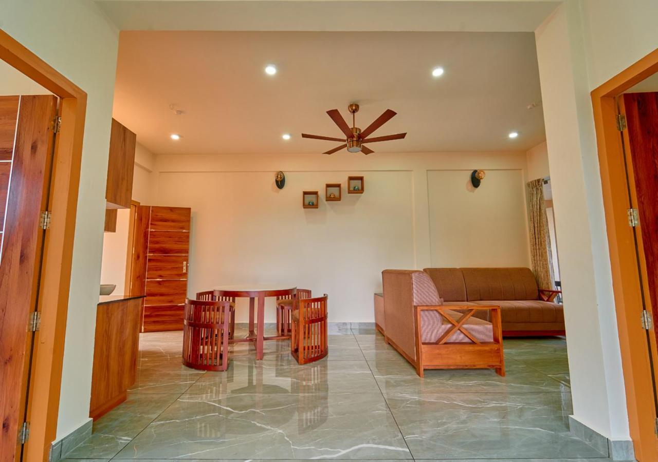 Glen Castle Vagamon Pool Resort By Voye Homes 외부 사진