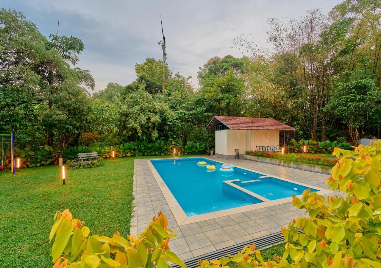 Glen Castle Vagamon Pool Resort By Voye Homes 외부 사진