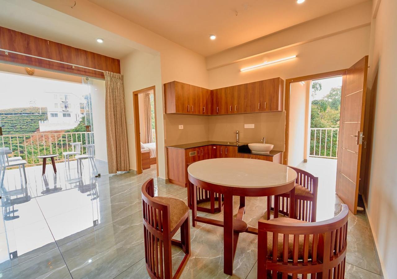 Glen Castle Vagamon Pool Resort By Voye Homes 외부 사진