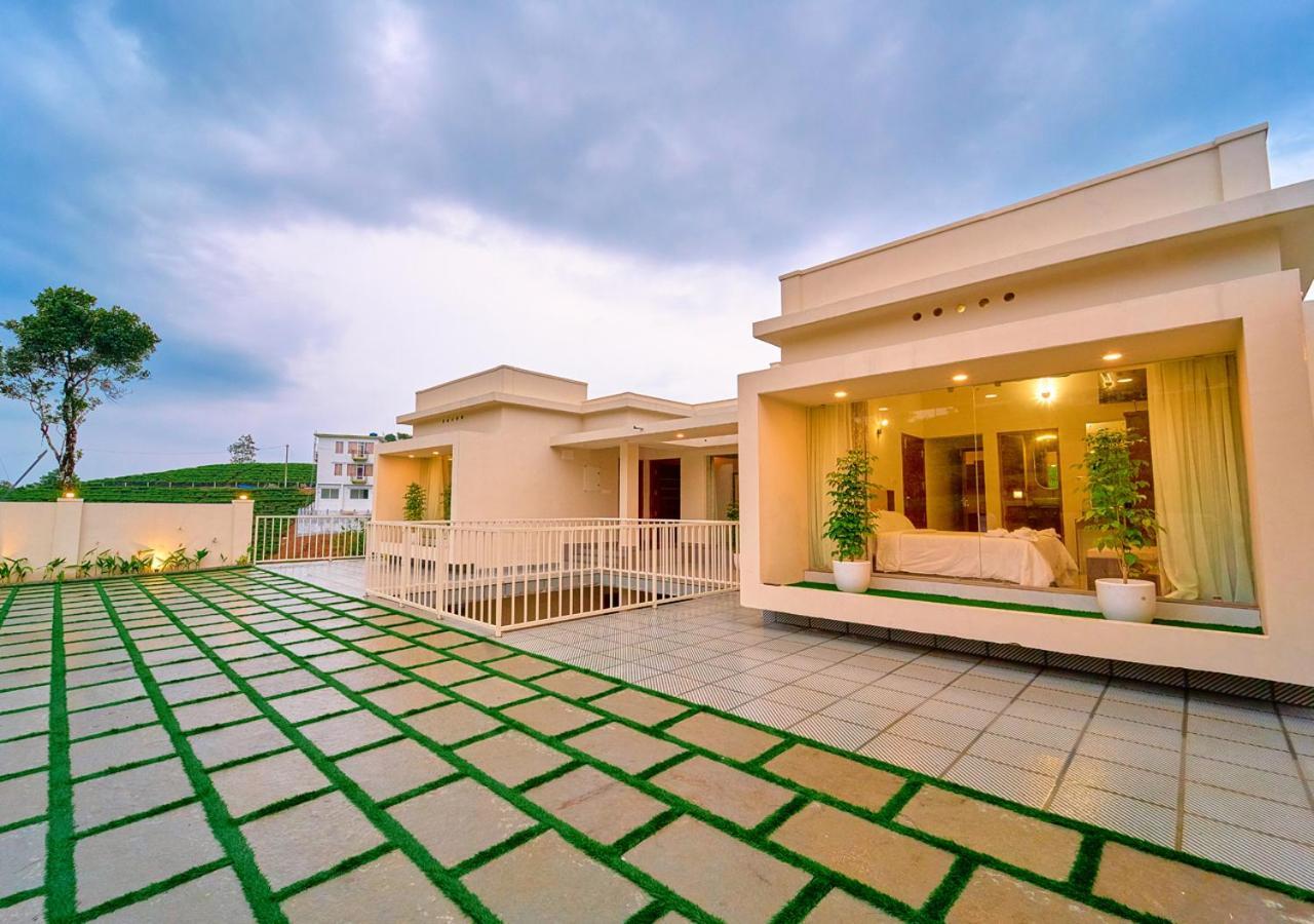 Glen Castle Vagamon Pool Resort By Voye Homes 외부 사진